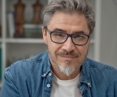Chris want to chat with older singles